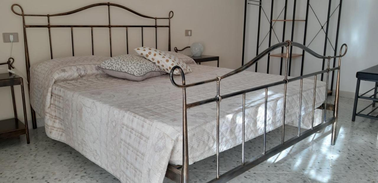Phiniscollis B&B La Caletta Exterior foto