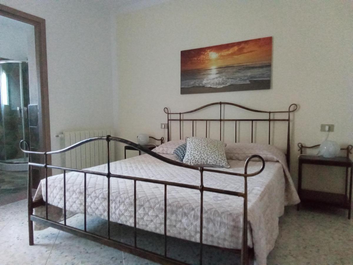 Phiniscollis B&B La Caletta Exterior foto