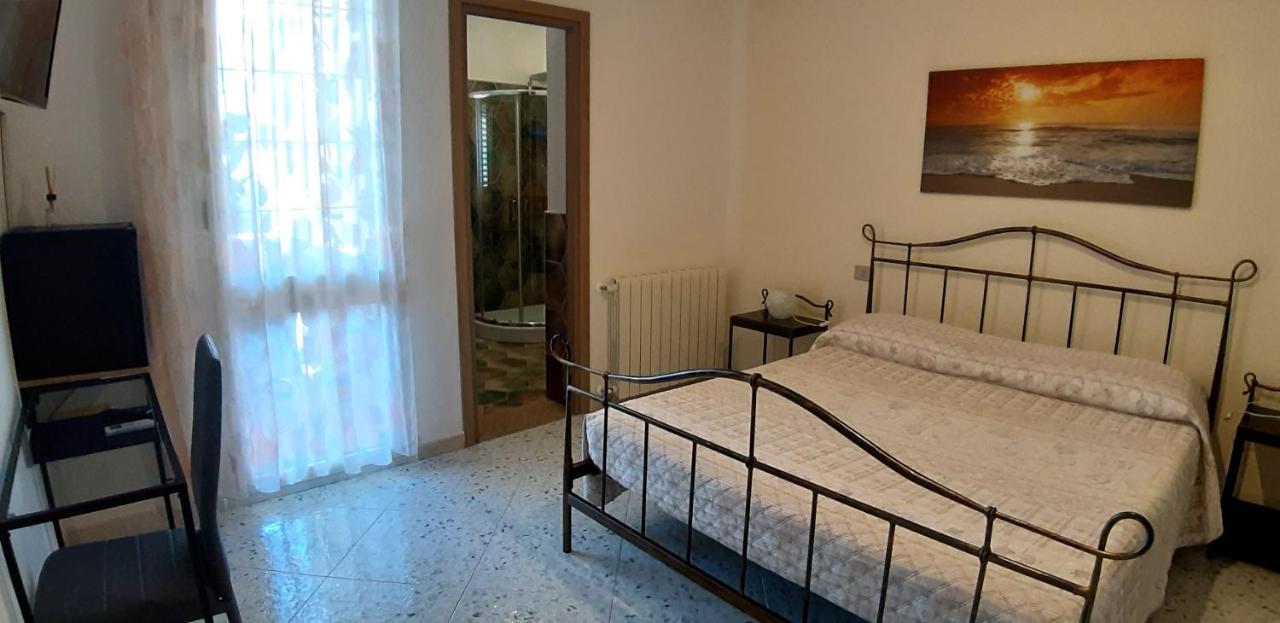 Phiniscollis B&B La Caletta Exterior foto